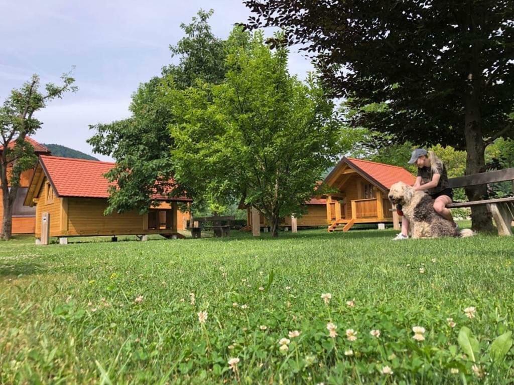 הוילה Camp Podgrad Vransko מראה חיצוני תמונה