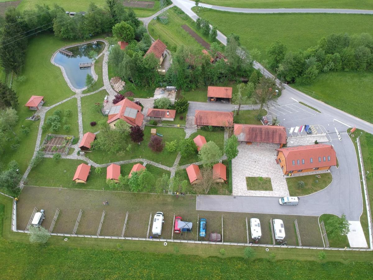 הוילה Camp Podgrad Vransko מראה חיצוני תמונה